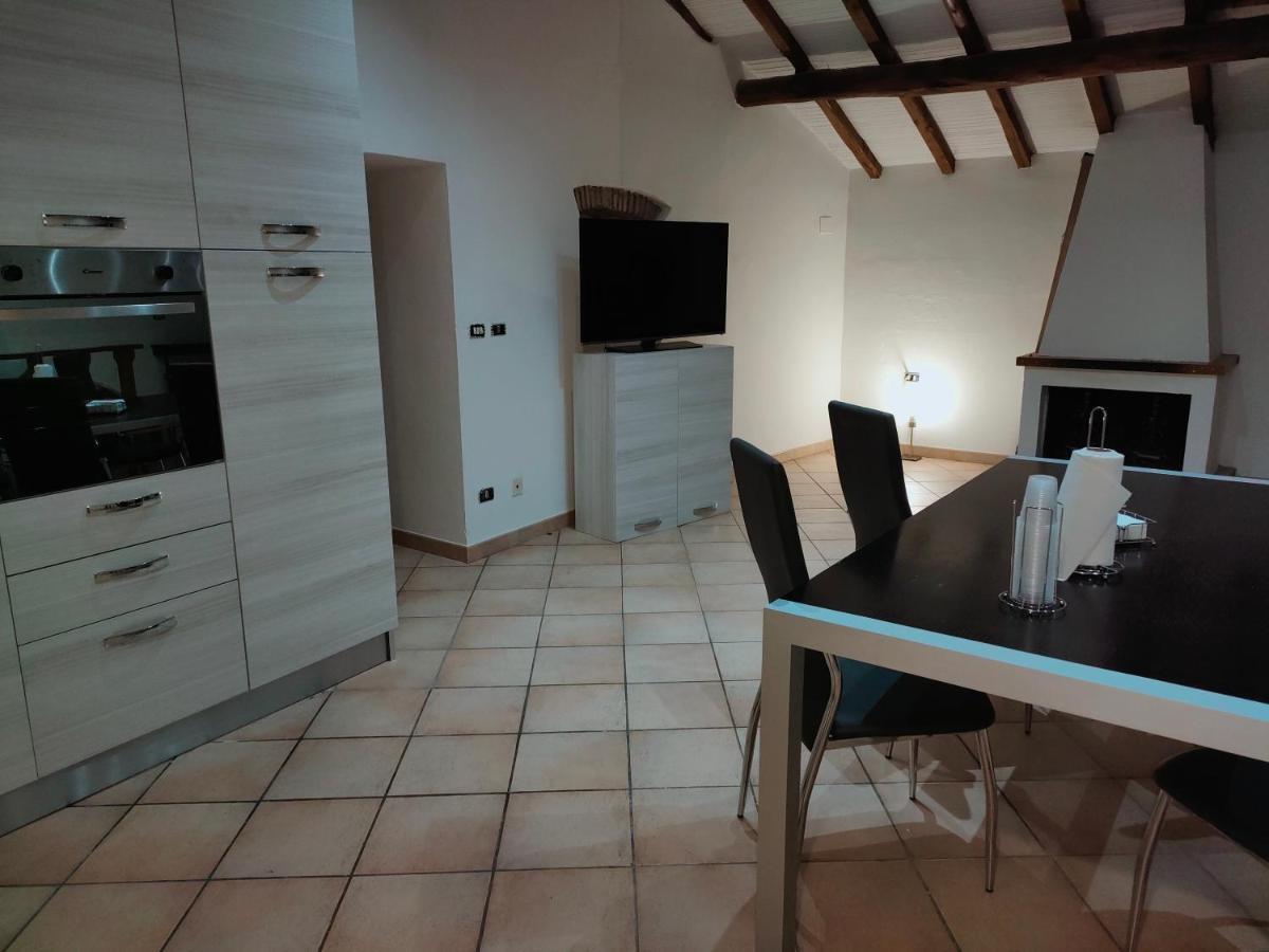 Francigena Viterbo Apartment Con Parcheggio Gratuito A Soli 2 Minuti Exterior foto
